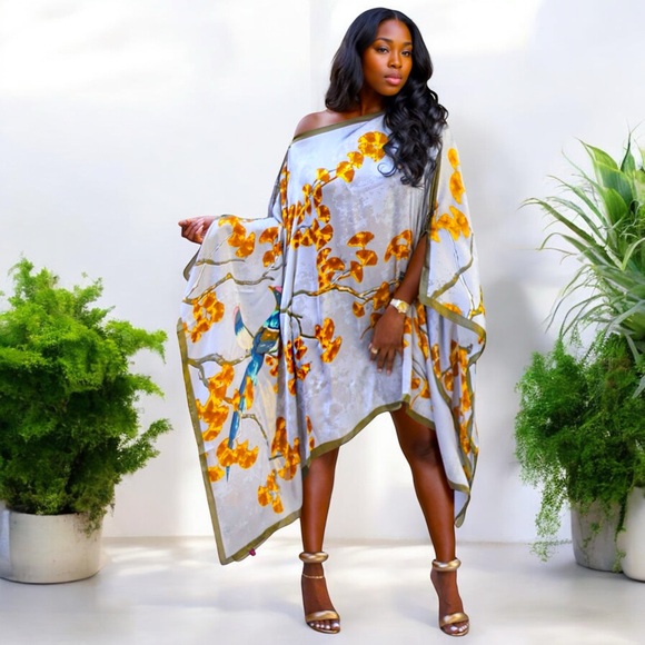 NEW The Madrid Off The Shoulder with Dolman Sleeves Dress - Picture 2 of 16